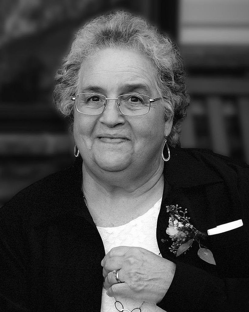 Shirley Comeau Profile Photo