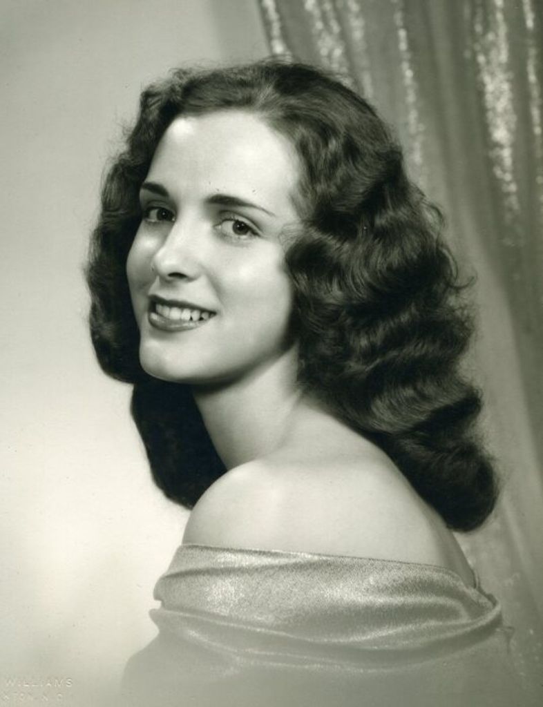 Genelenior Gray (West)  Fann