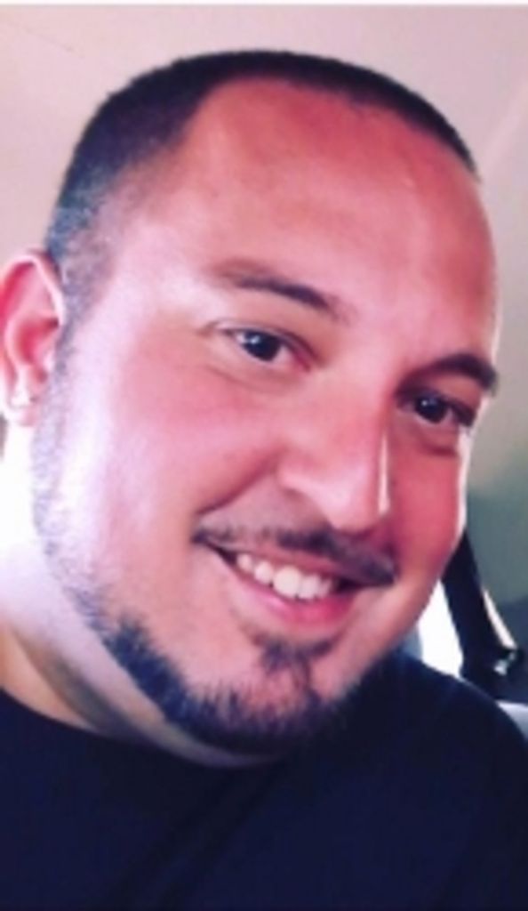 Raymond Jorge Morales Rios Profile Photo