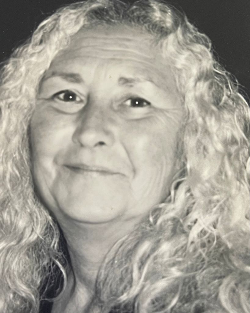 Carolyn Julia Zillante