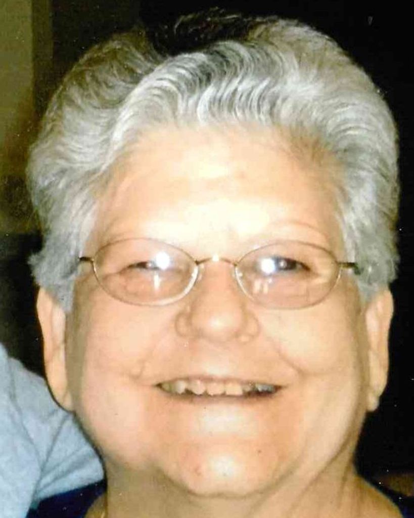 Laura Lillar Carter Profile Photo