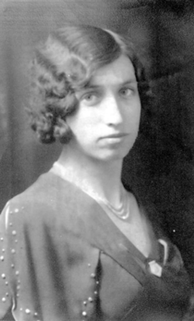 Lola V. (Swank)  Hoffman