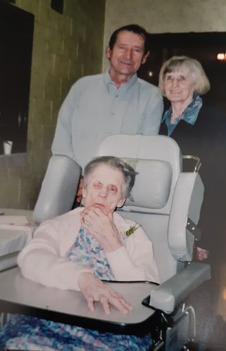 Marion (Thorne)  Macdonald photo gallery thumbnail 12 of 31