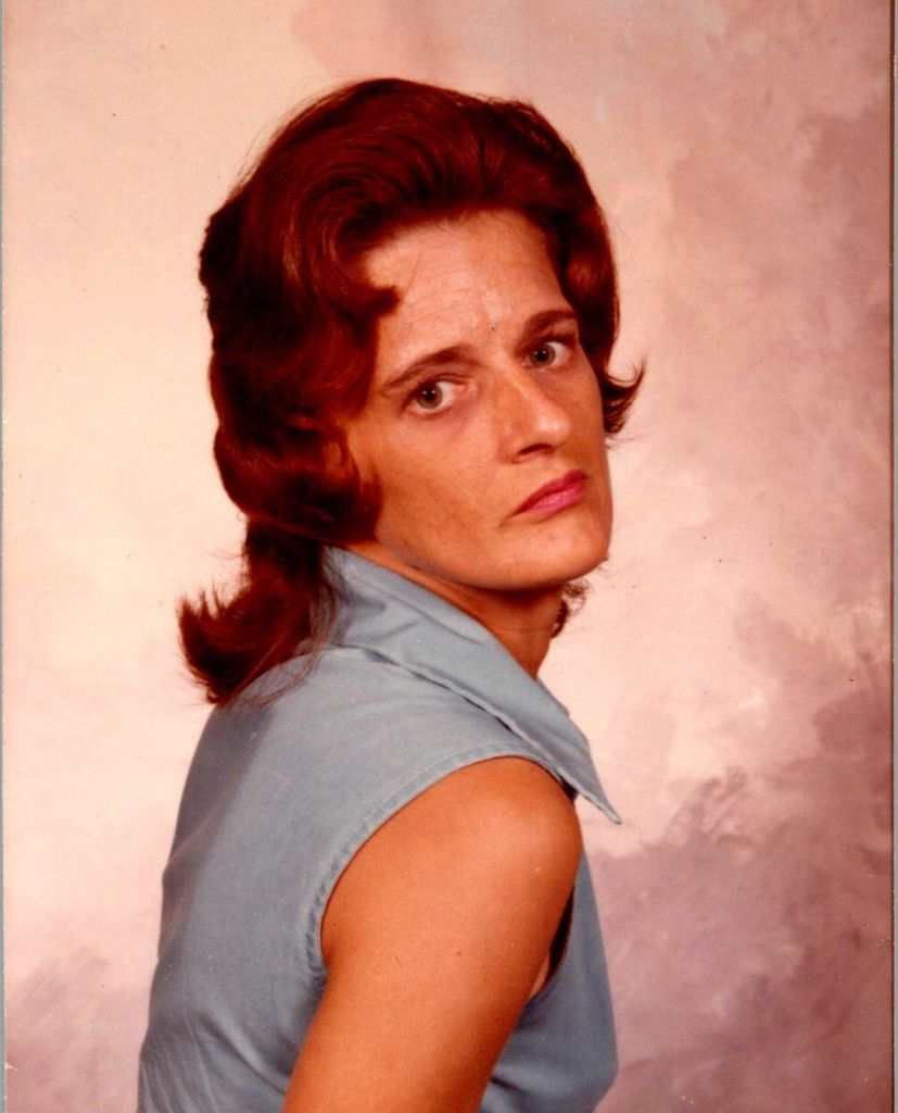 Revonda Belle Tweed Profile Photo