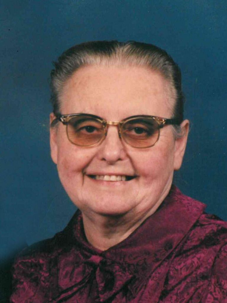 Edith Helmuth