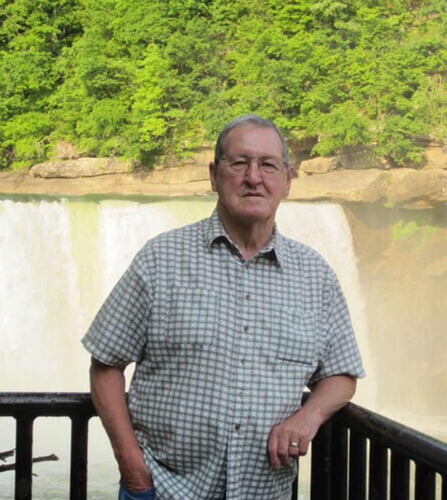 Robert Russell (Bob) Snyder Profile Photo