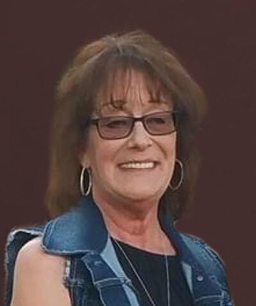 Debbie Sue Hedges Profile Photo