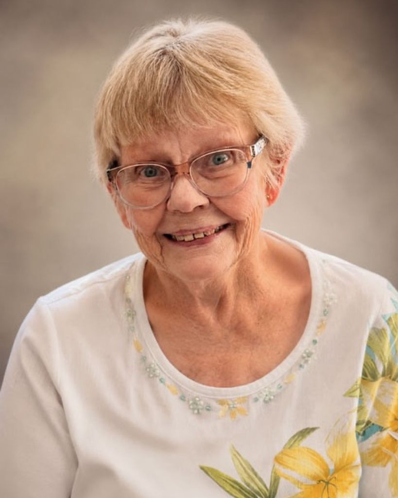 Louise “Luanne” Anne Tabbert Profile Photo