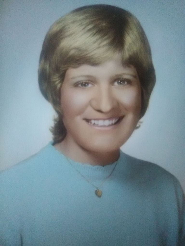 Catherine "Cathy" E. (Wells)  Smith