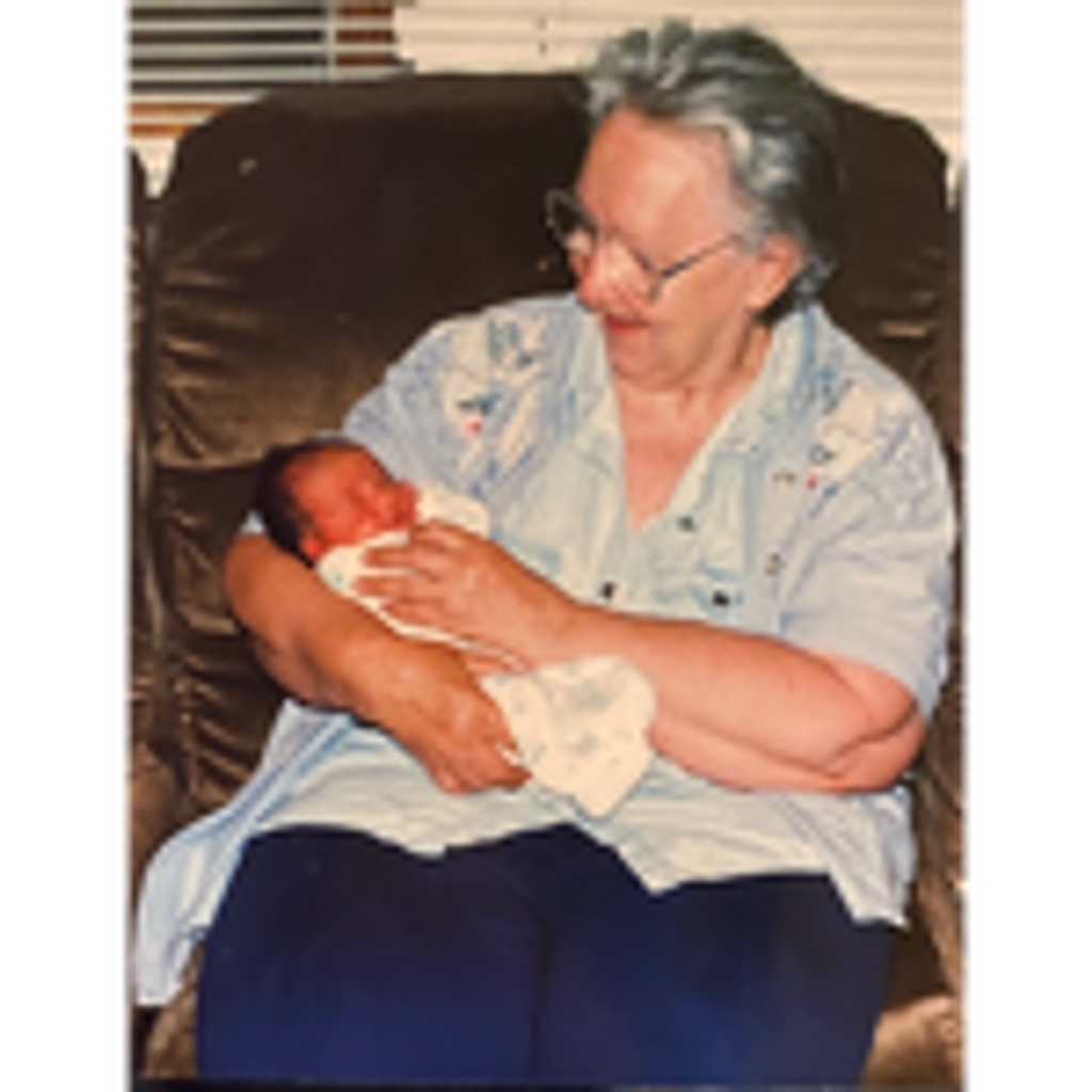 Mrs.  Patricia  M. (Davis)  Klinger
