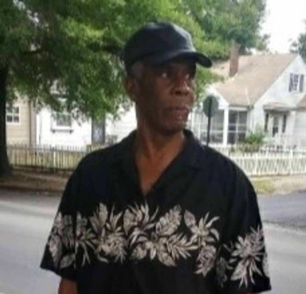 Walter Houchens Profile Photo