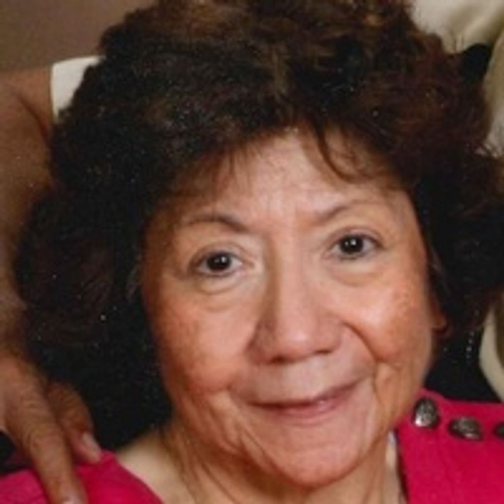 Carolina L. Hernandez