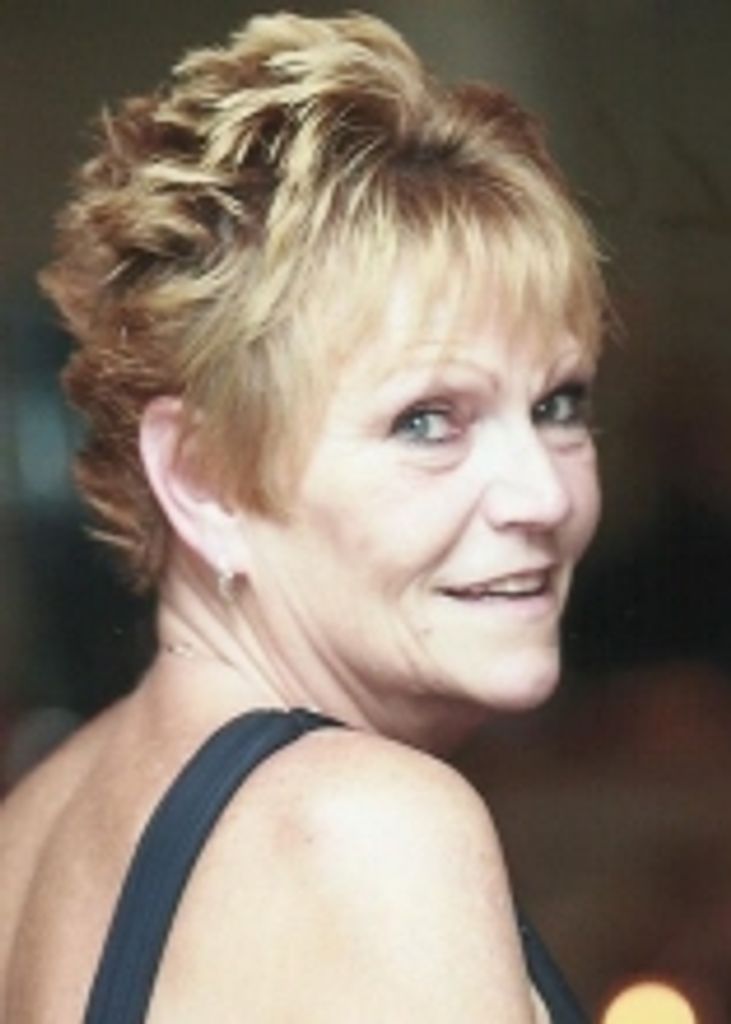 Elizabeth R Pelikoski