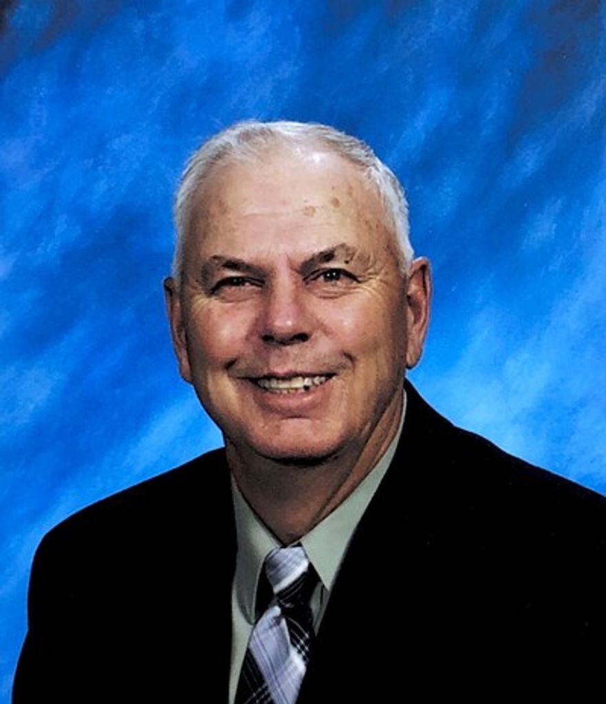 Roger W Laubach Profile Photo