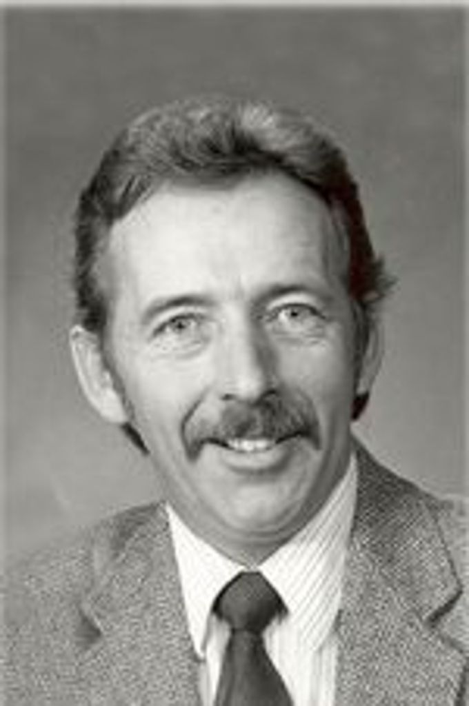 Clarence "Chuck" Trautner