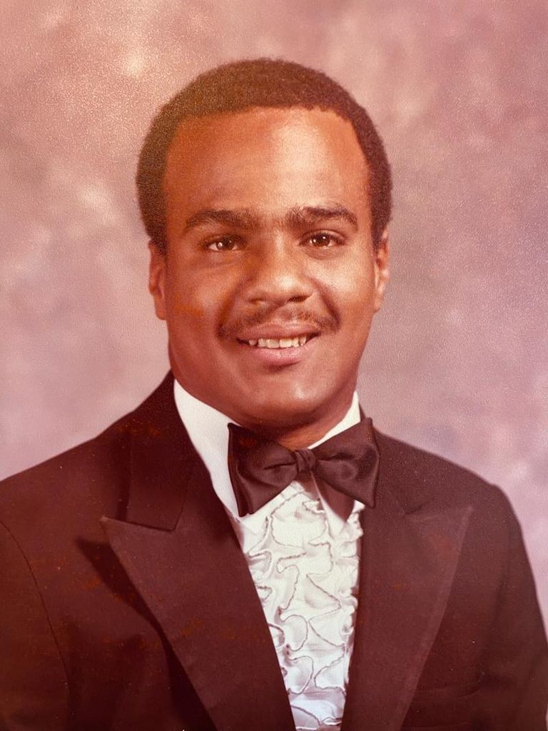 Mr. Donovan Garfield Montelaro Profile Photo