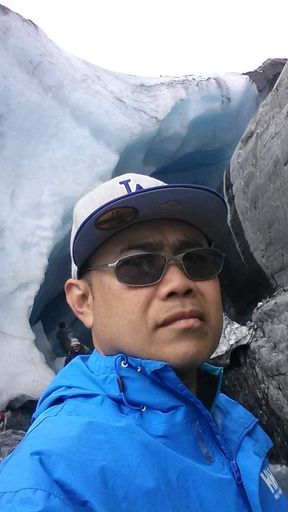 Raymund Galang photo gallery thumbnail 120 of 140