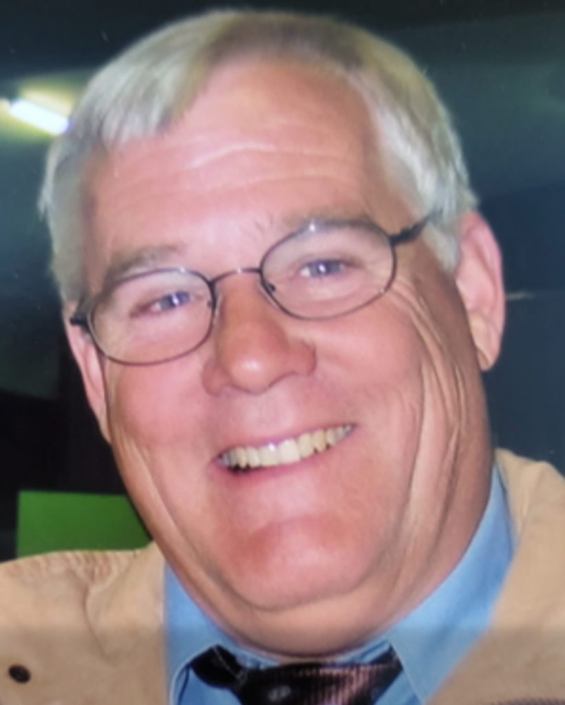 Bruce (Robert) Whitley