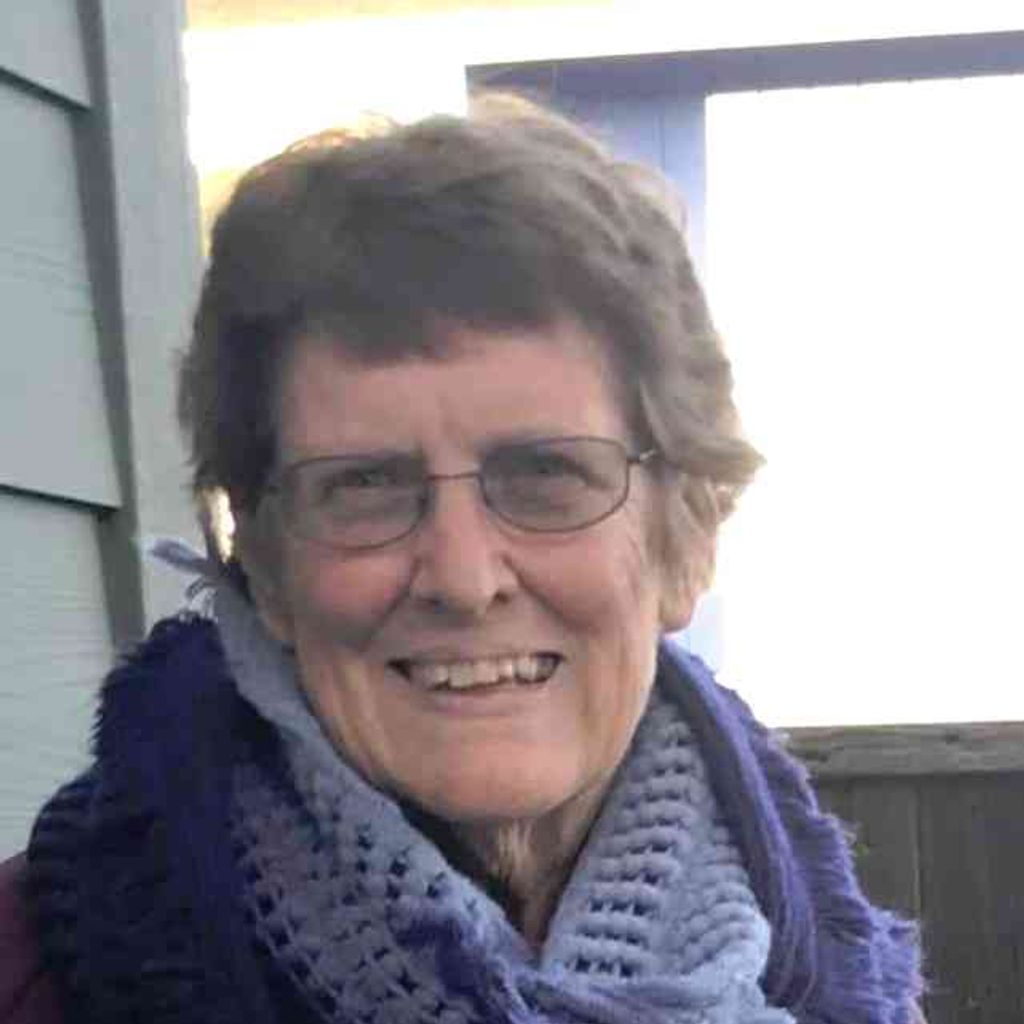 Donna Cuvelier Profile Photo