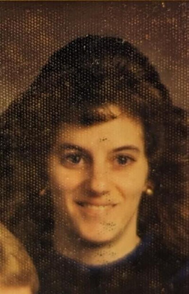 Lori Lynn Peterson Profile Photo