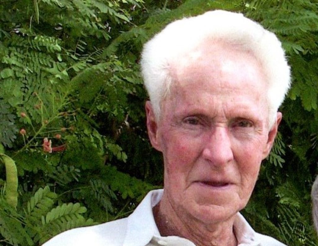 Ted F.  "Teddy" Seiple