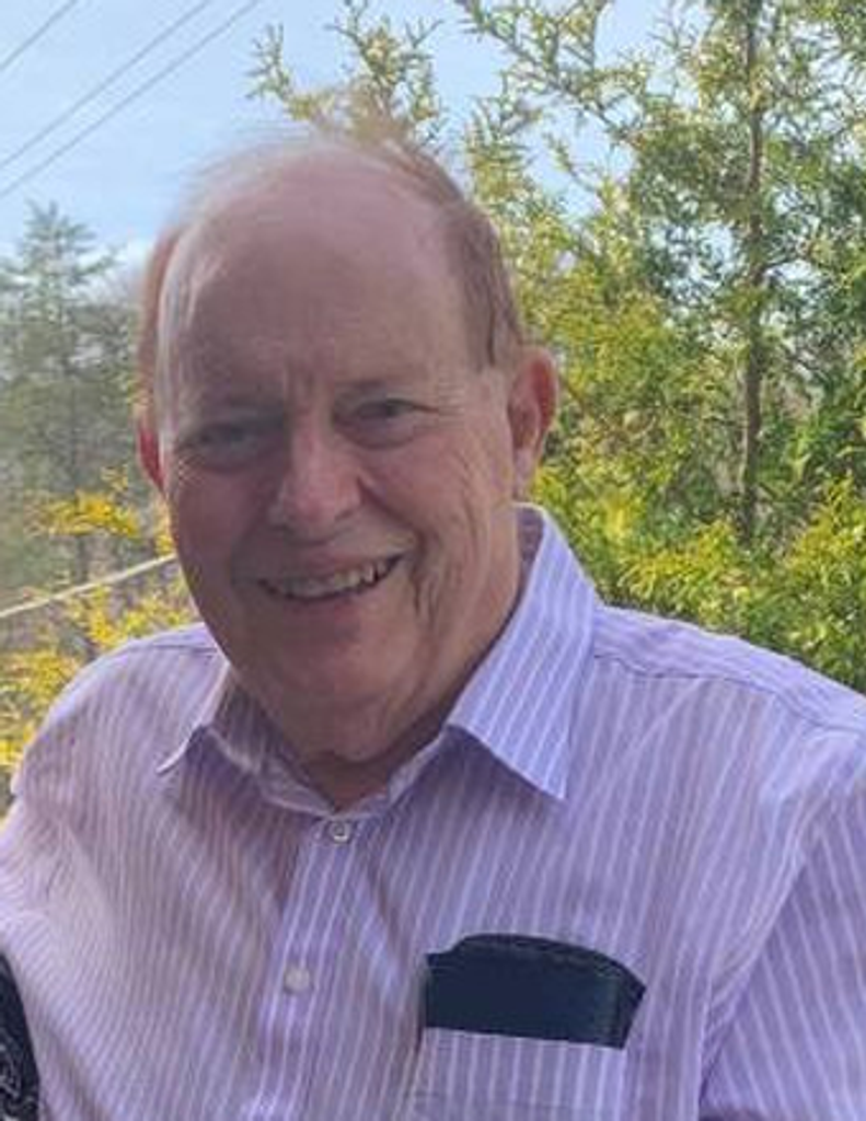 Paul Wayne Lynch Profile Photo