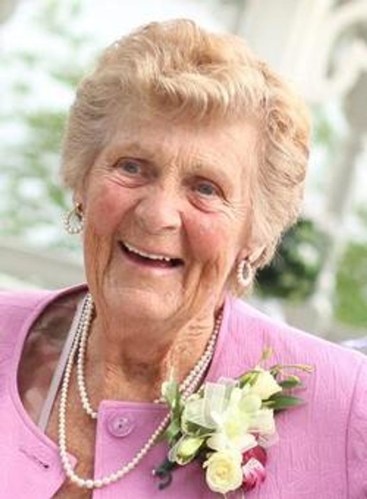 Lois (Smith) Davison