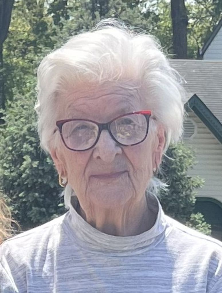 Philomena Pacella Profile Photo