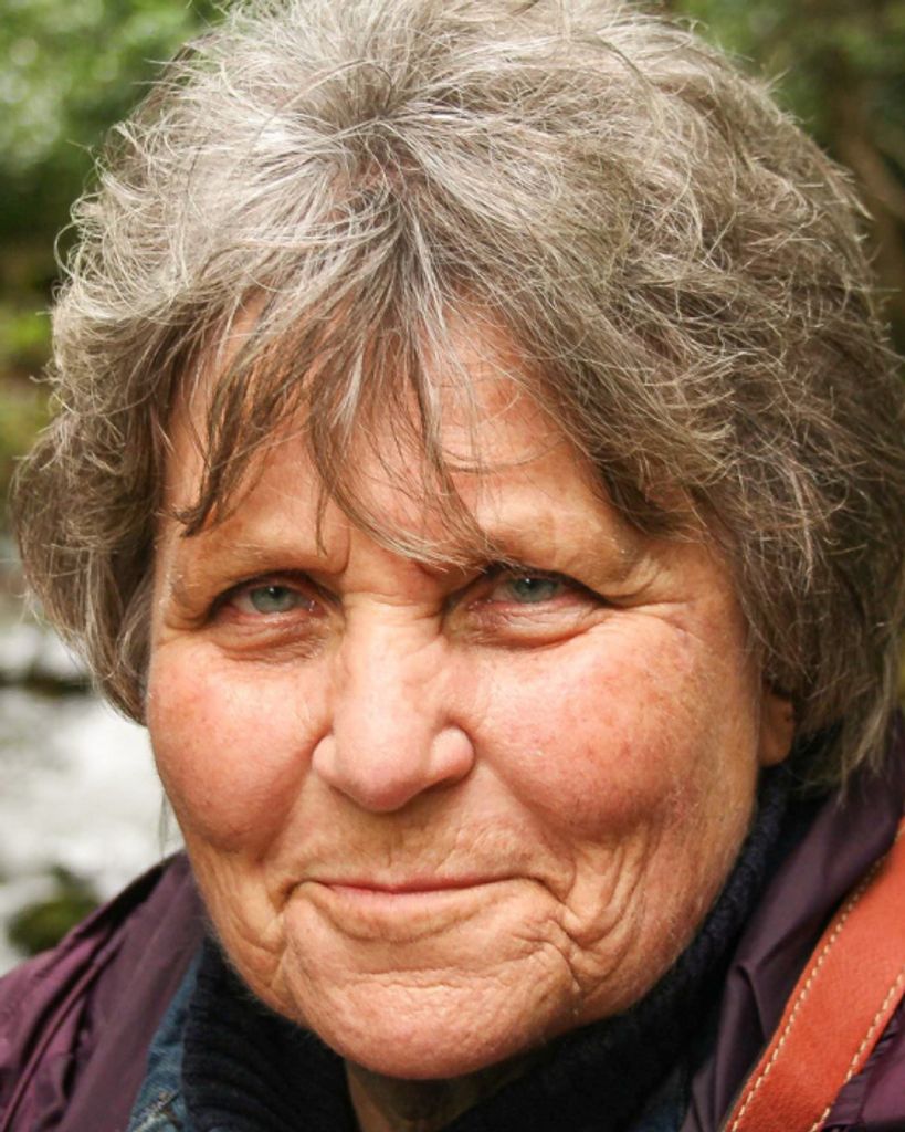 Karen Ann Ostlund Smith Profile Photo