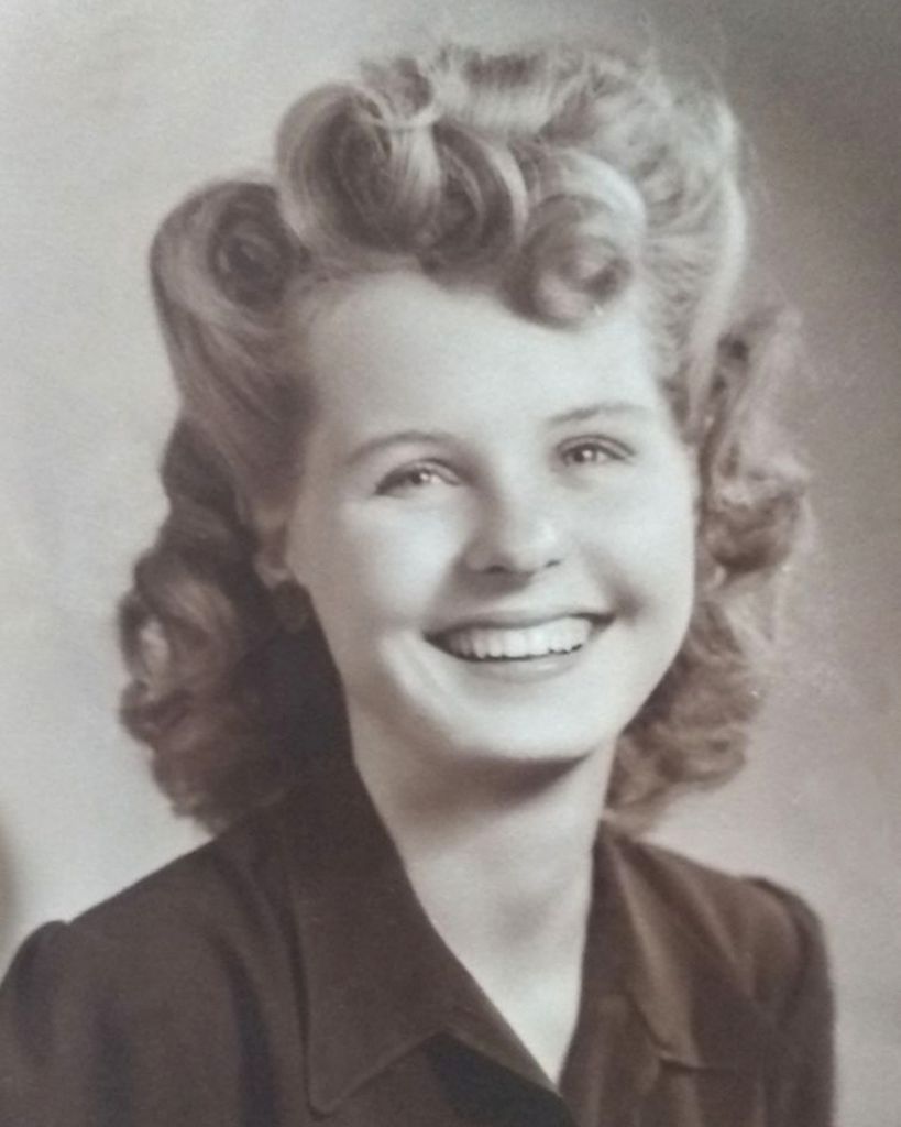 Rae Reid Petersen Profile Photo