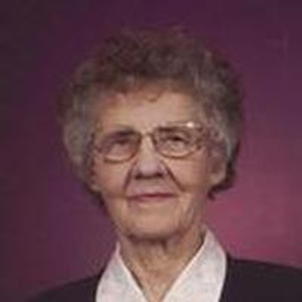 Carolyn  Genieve Sokol