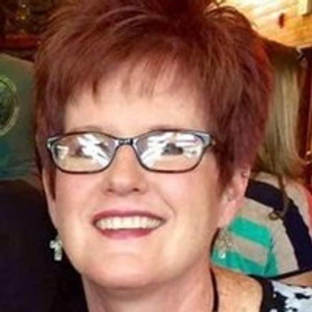 Lisa L Derby