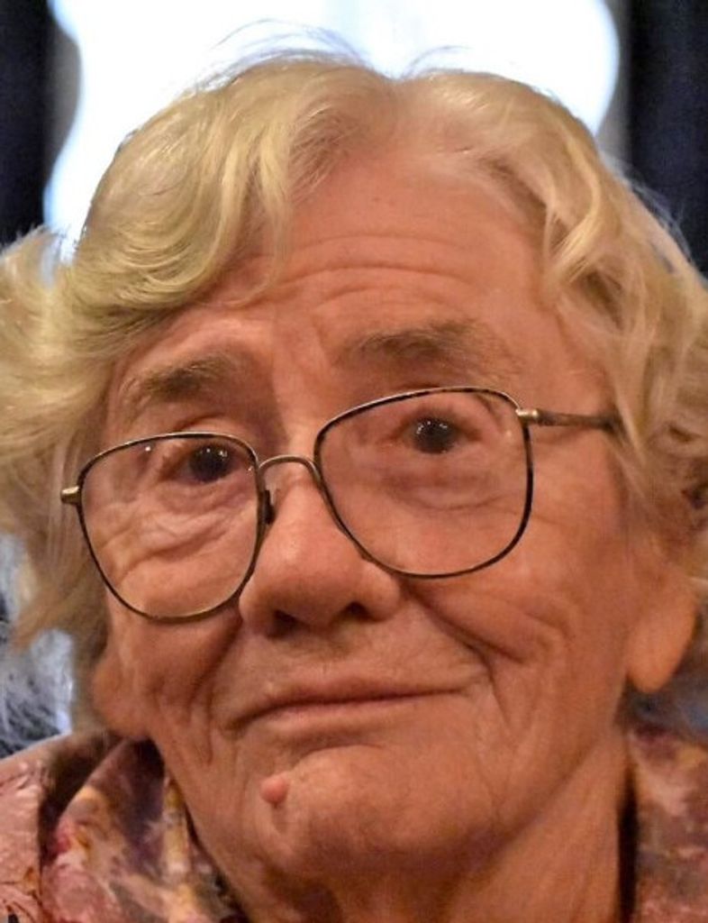 Norsa Lou Smith