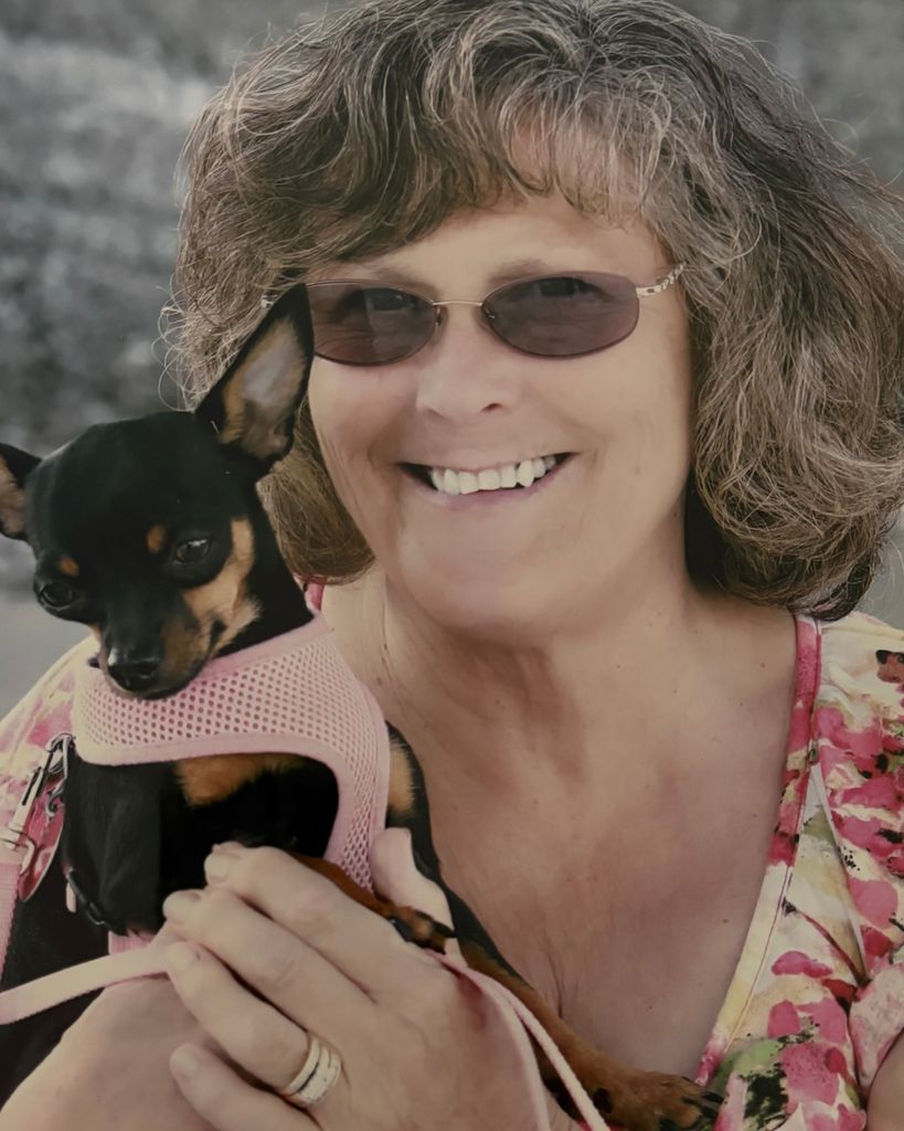 Nadine Louise Mahlum