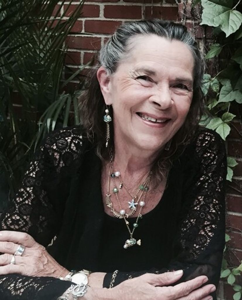 Lynn Rowland Lee Profile Photo