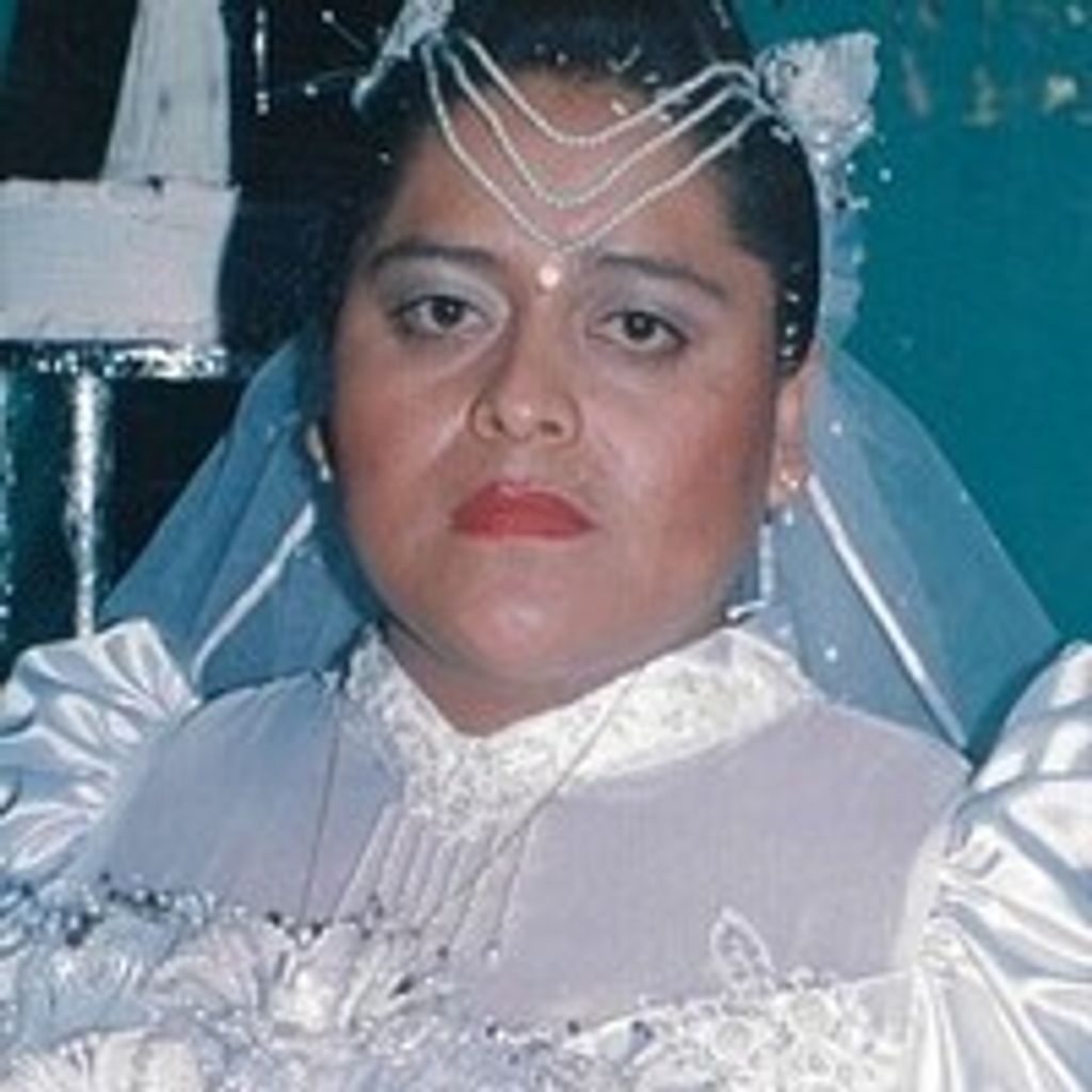 Adelaida Buenrostro