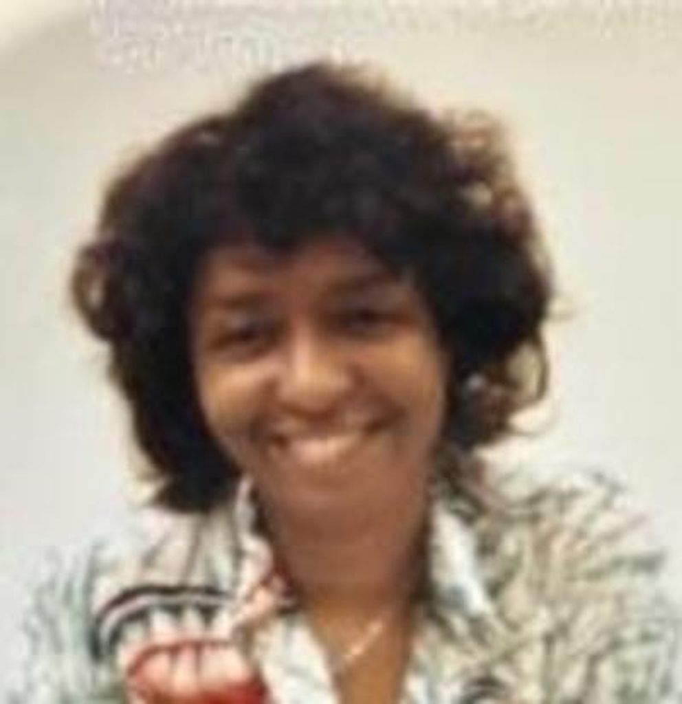 Madgie Lee Hill Profile Photo
