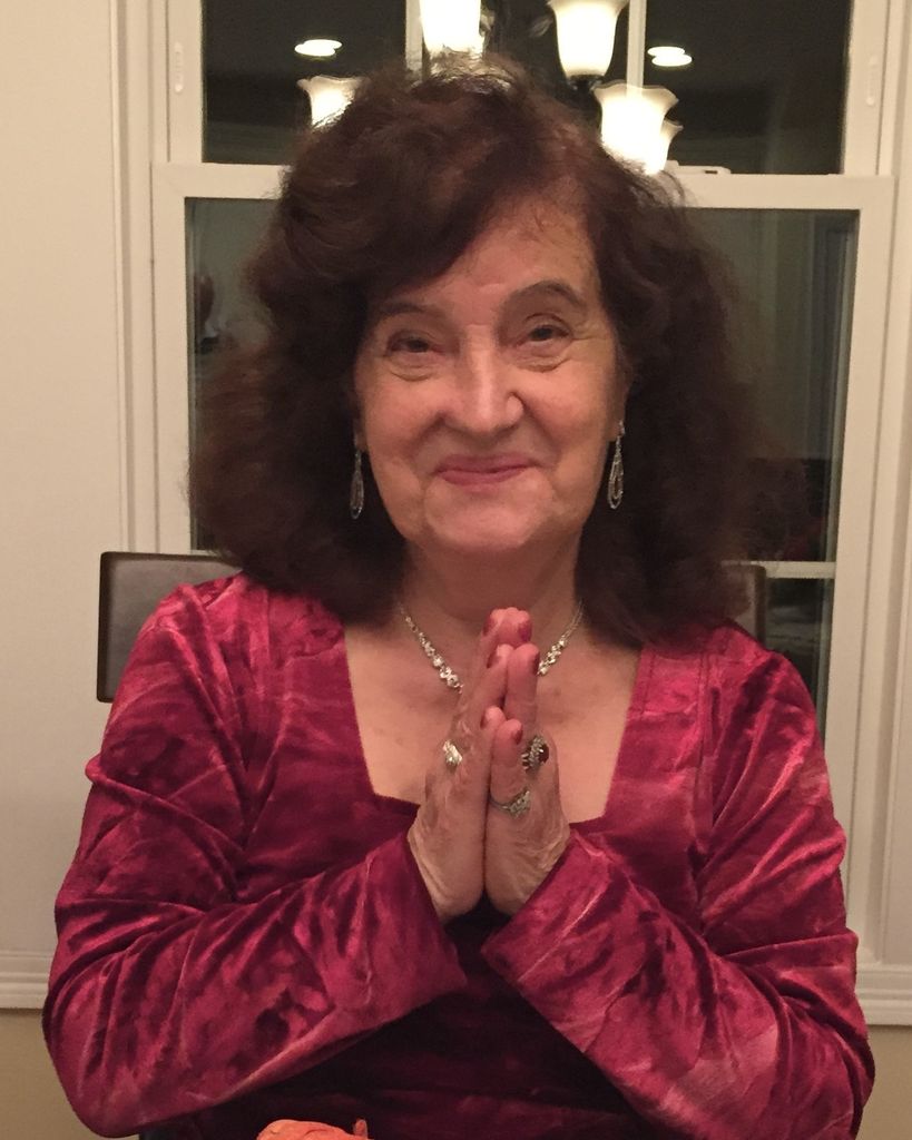 Flora Buonora Profile Photo