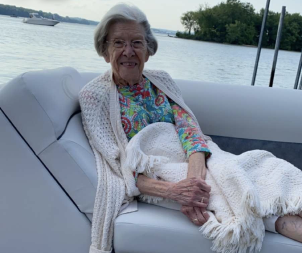 Evelyn "Mickey" Roark