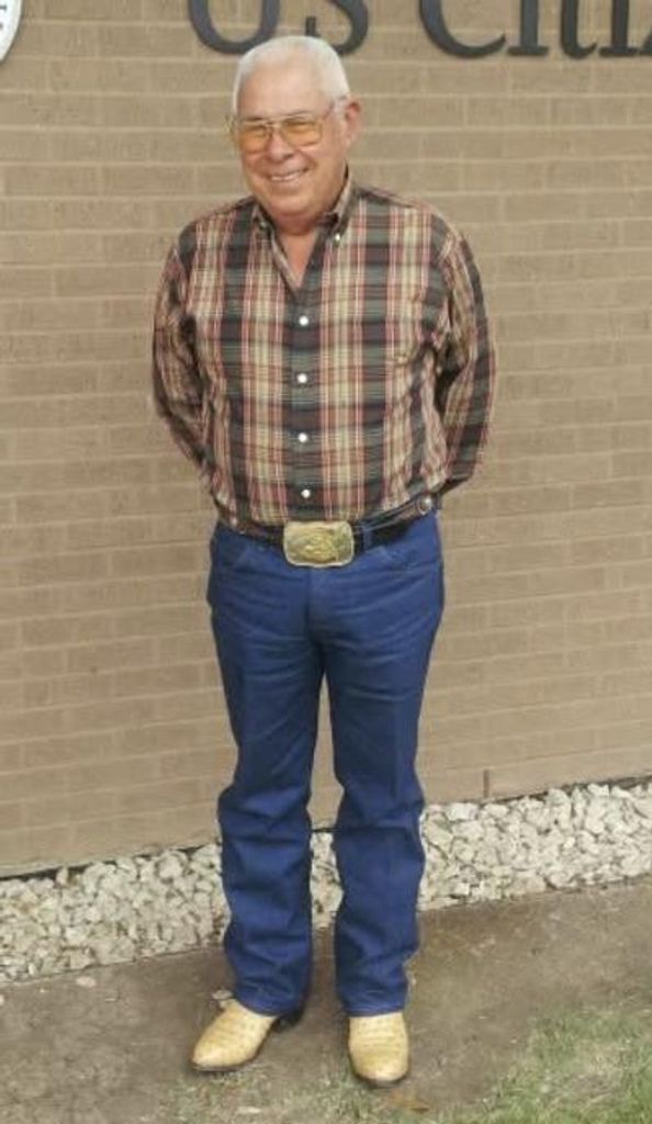 Manuel Espinoza-Salas Profile Photo