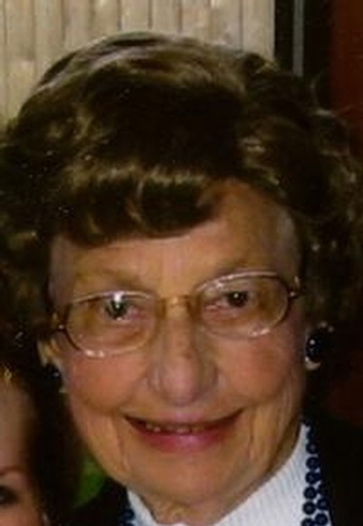 Lenora Lillian Stochl
