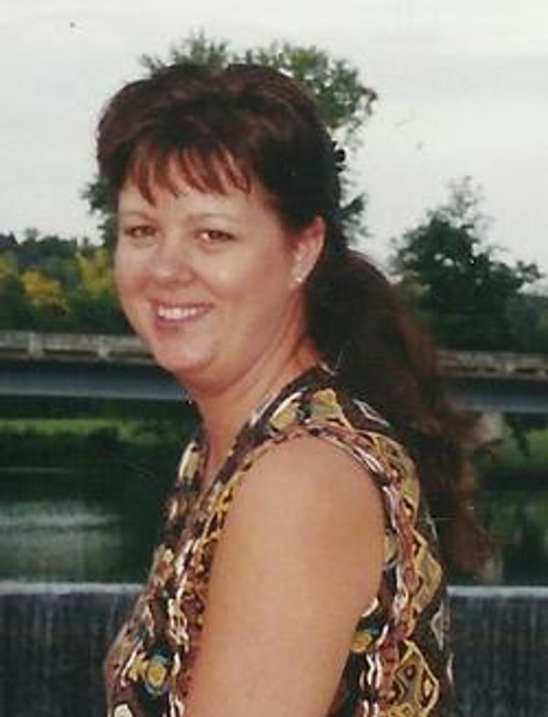 Victoria "Vicky" Lee King