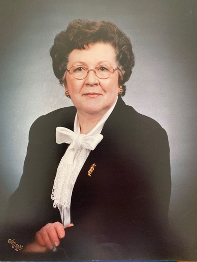 Connie Marie Holland Profile Photo