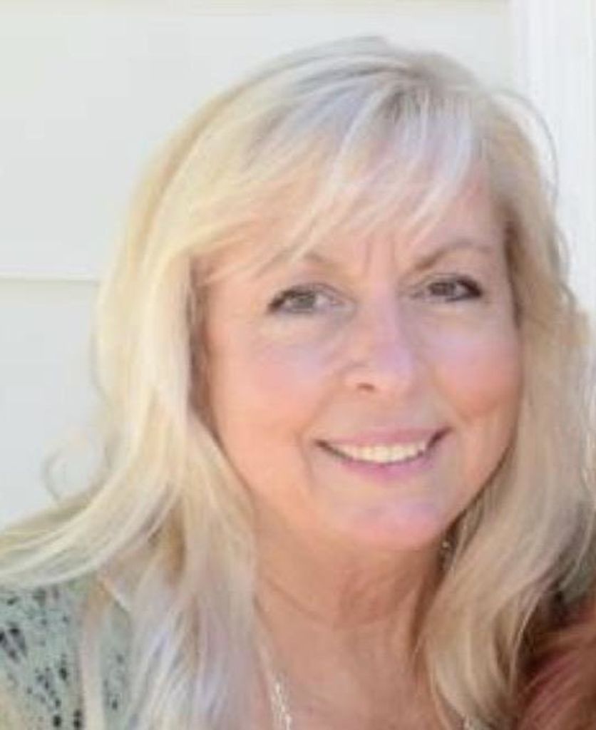 Mary  E. Couture Profile Photo