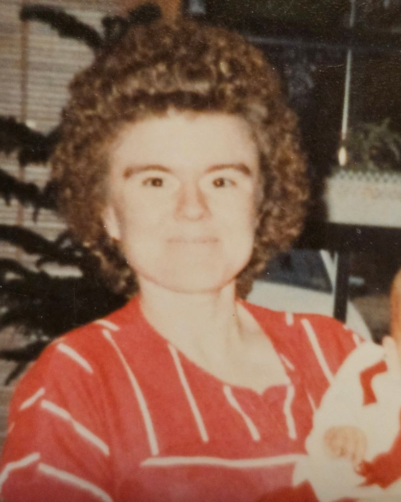 Karen Sue Russell