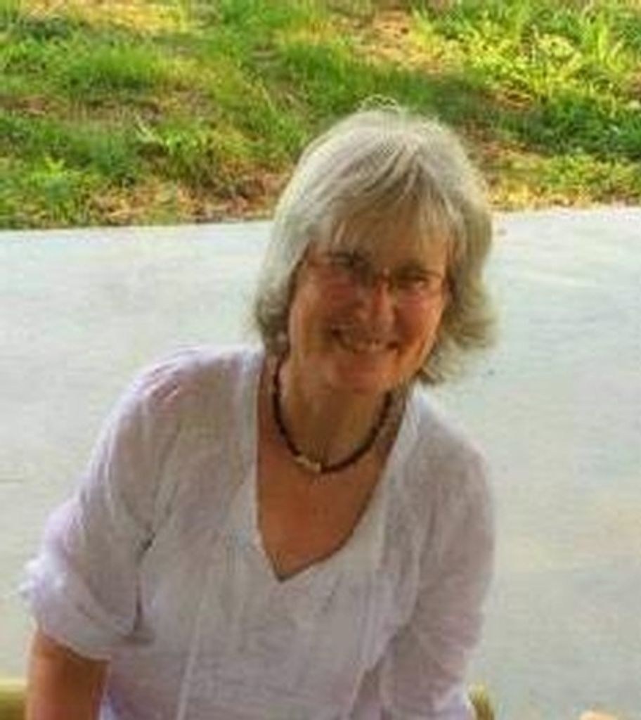 Janice (Asha) King-Ravari