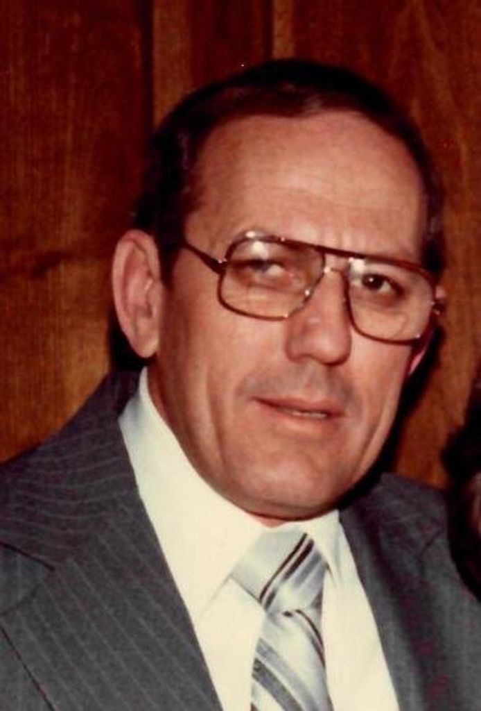 Milton  Bruce Mcadam