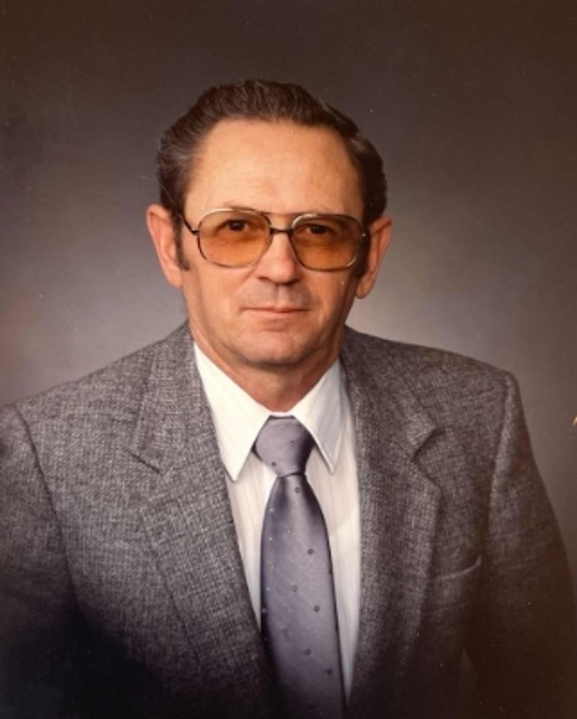 Lynn Fred Heinze Profile Photo