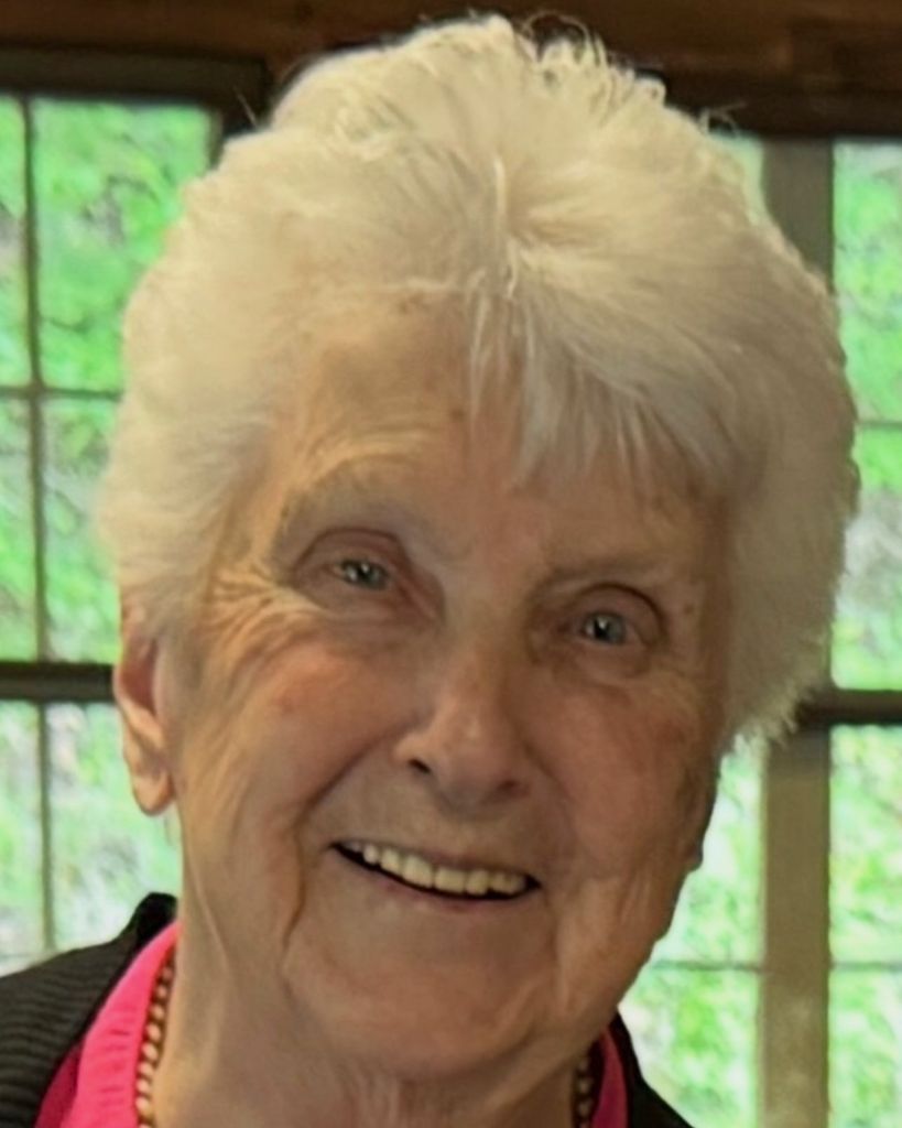 Donna Leroux Carrow Profile Photo