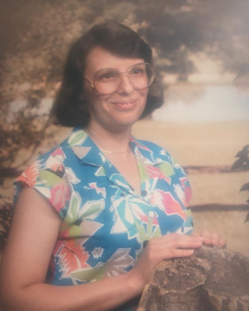 Ramona Gwendolyn Lindsey
